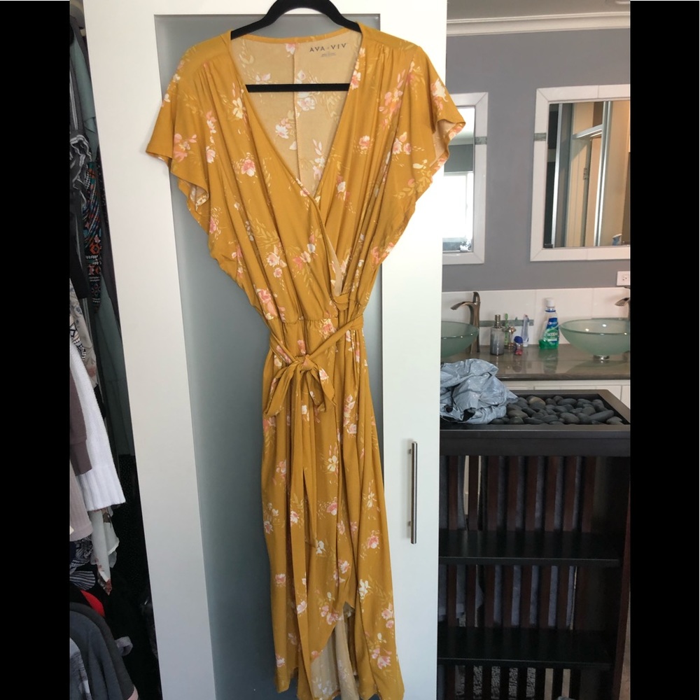 Ava & Viv dress Size 1X floral mustard. New never worn